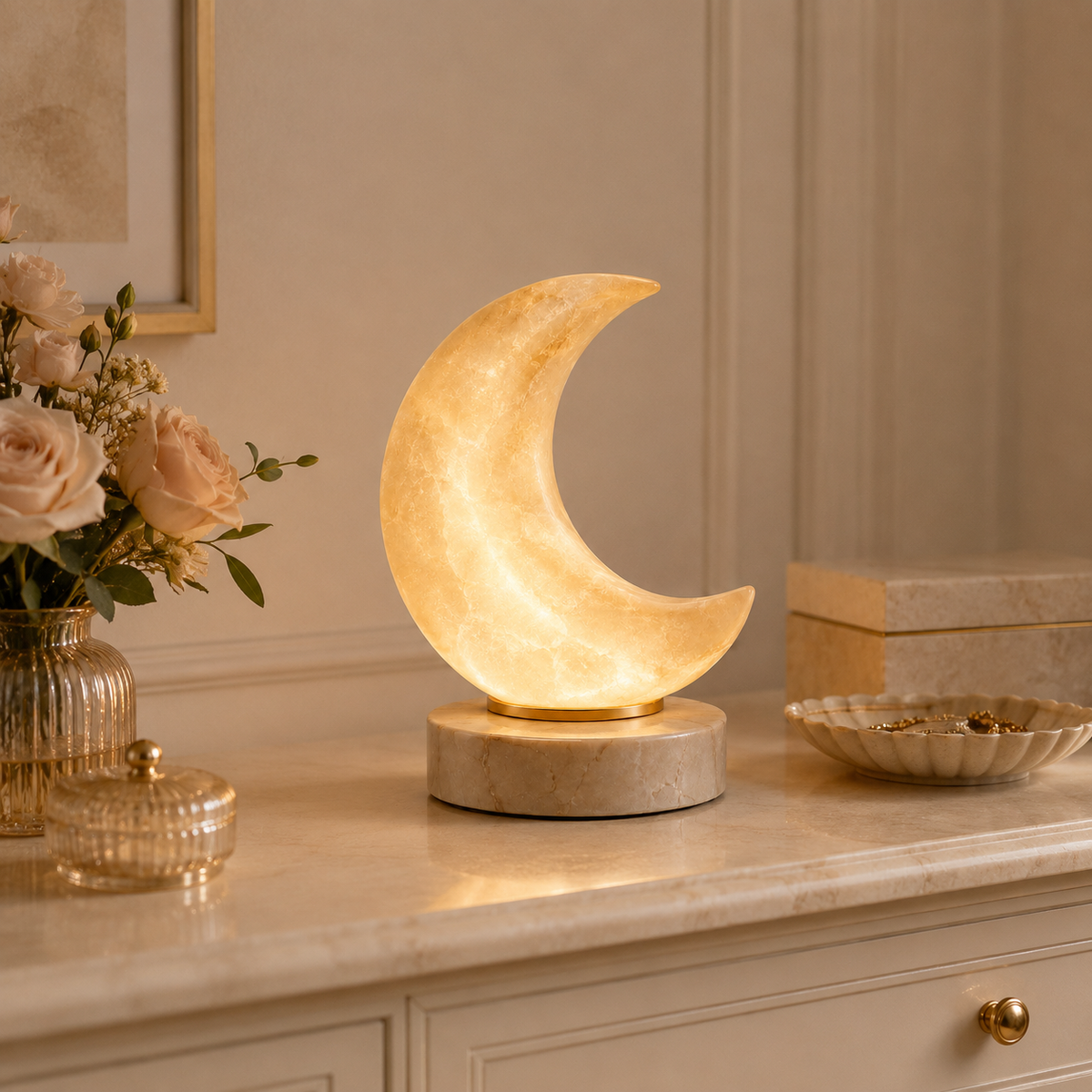 Greendailyes® Textured Crescent Moon Decorative Table Lamp – Warm Ambient Light